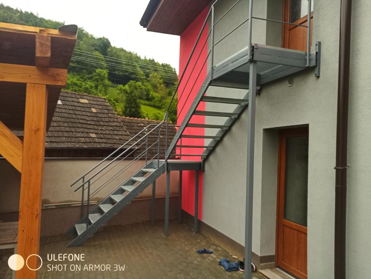 Pohoda Salas U Velehradu-2 Apartmany Uherské Hradiště Esterno foto