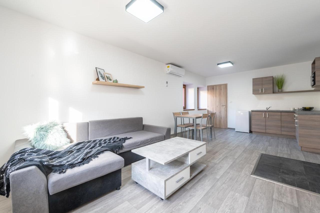 Pohoda Salas U Velehradu-2 Apartmany Uherské Hradiště Esterno foto
